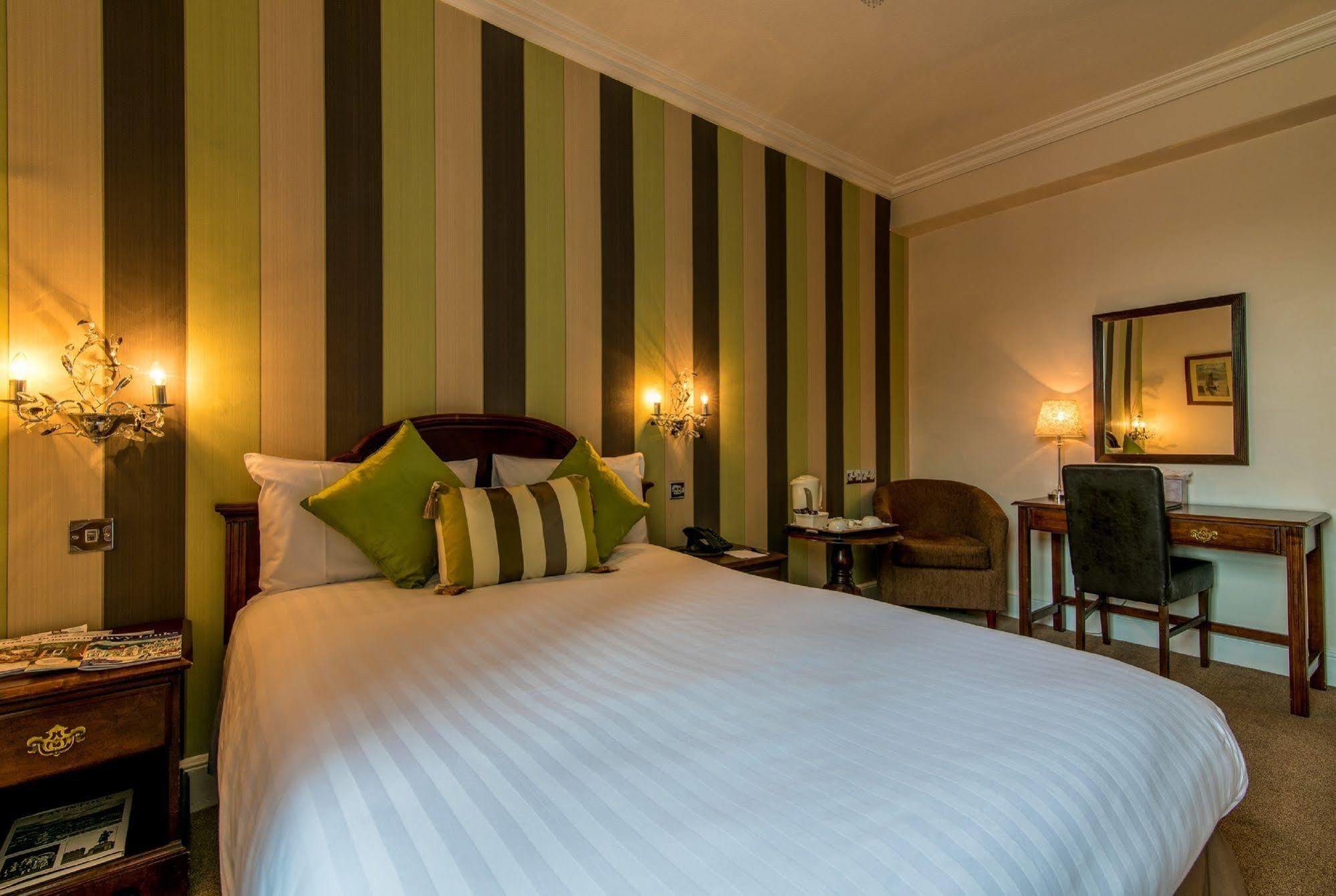 Bedford Hotel Tavistock  Ngoại thất bức ảnh